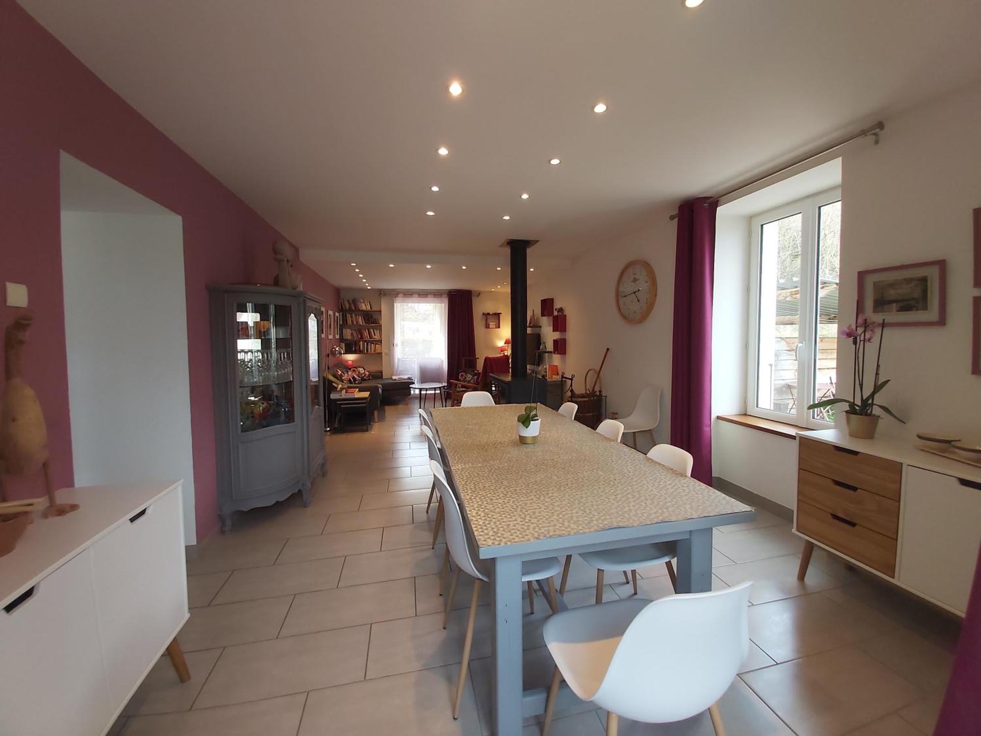 D'hote Le Clos D'audio A Bed & Breakfast Riols